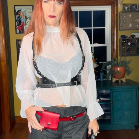 Belt with Small Detachable Walet - Picture 3 of 17